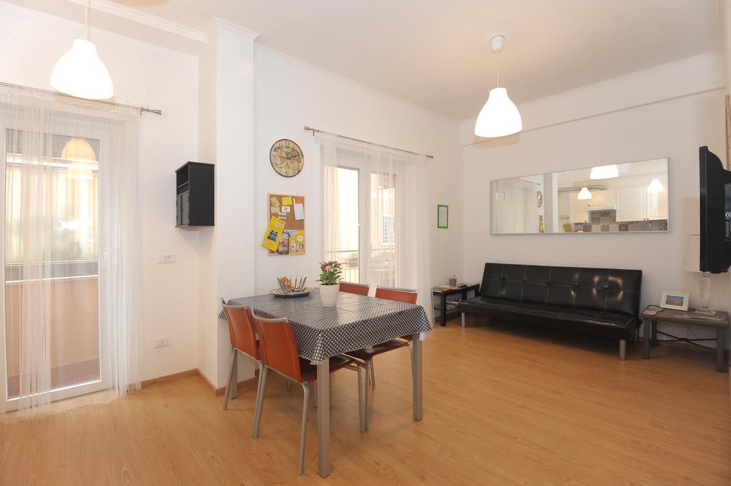 Holiday Home Roma Luaran gambar